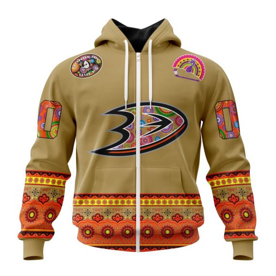 CUSTOM_NHDIWAAD_221011_000_hoodie_zip_front.jpg
