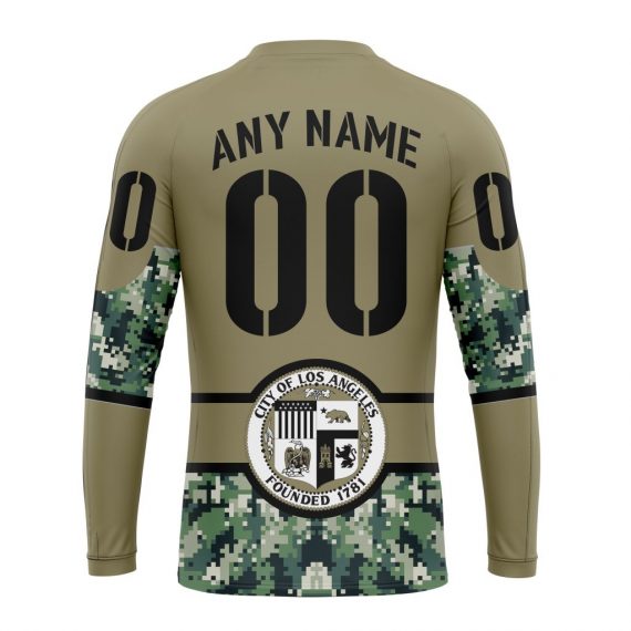 CUSTOM_NHLVETERA1TSTATEFLAG02Kings220406_000_long_sleeve_back.jpg