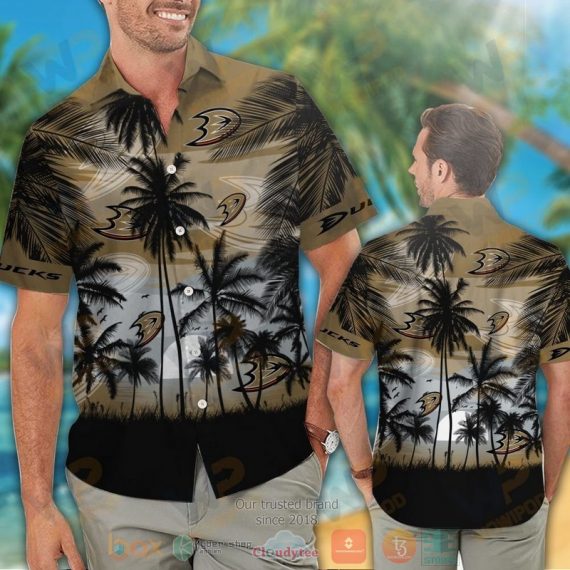 Anaheim_Ducks_Hawaiian_Shirt_and_shorts_1.jpg